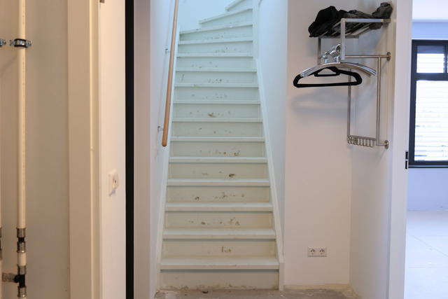 Houten nieuwbouwtrap zonder bekleding